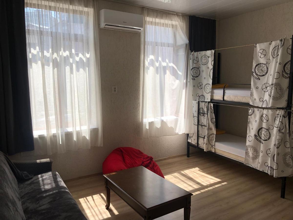 Suncity Vandrerhjem Batumi Eksteriør bilde